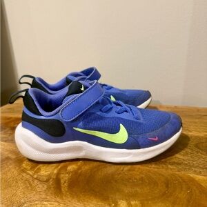 Nike Revolution Sneakers 13C Blue, green, pink